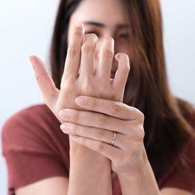 tingling in the hands after a car accident